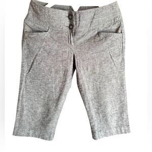 🌸Sharagano Gray Bermuda-Style Pants
